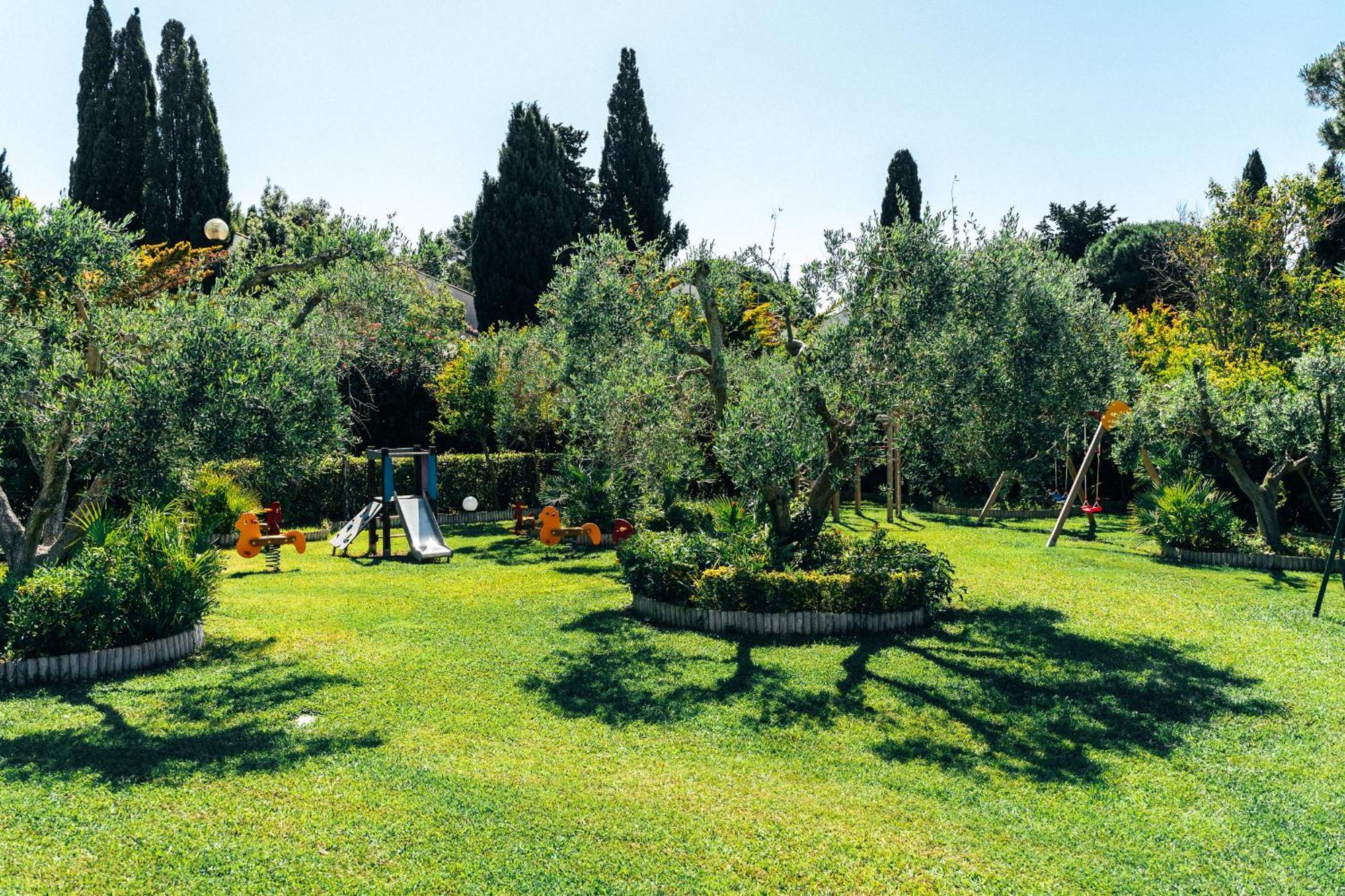 Residence Solemaremma Castiglione della Pescaia Esterno foto